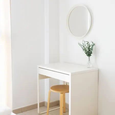 Apartment Hideout 26 *